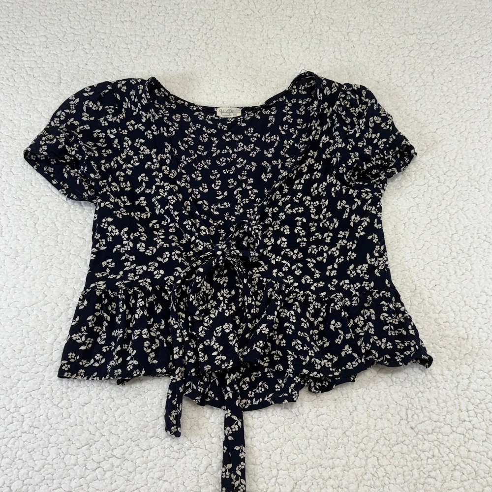 John Galt Brandy Melville Navy Floral Tie Front‎ Peplum Blouse One Size OS